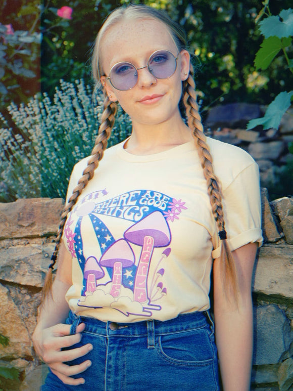 There are Good Things in the World Tee - Lilac on Soft Cream